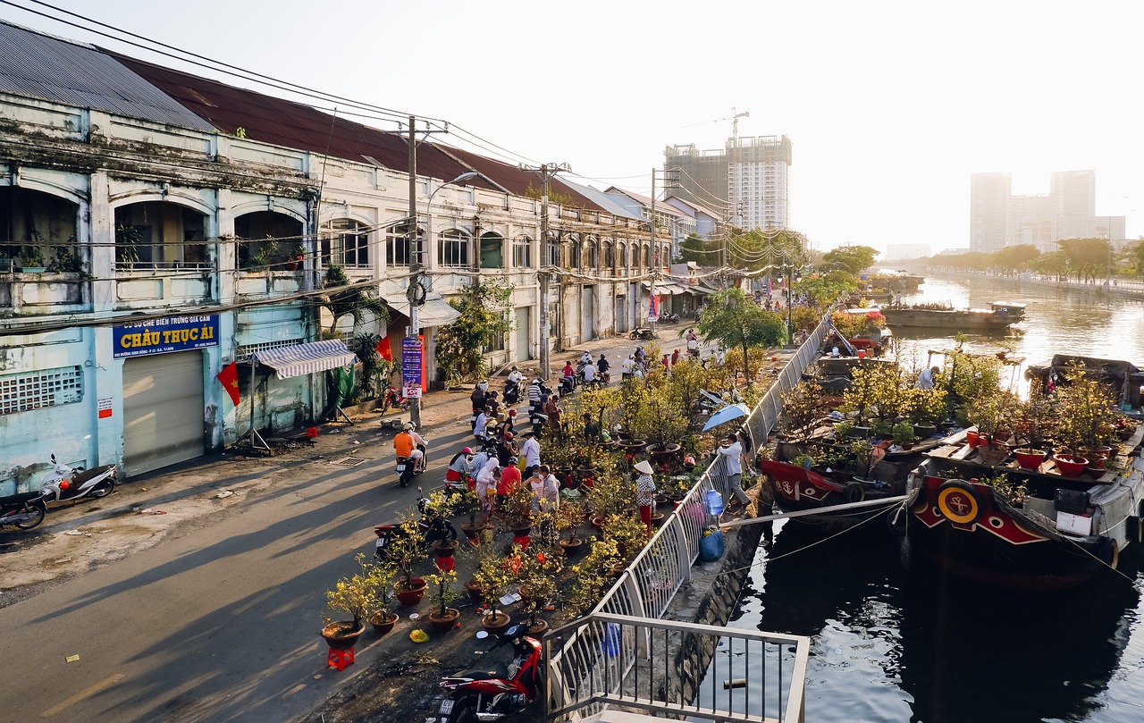 canal, town, street, market, plants, tet, outdoors, travel, exploration, nature, tet, tet, tet, tet, tet